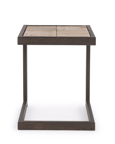 Estantería industrial de acero con balda de madera de abeto, diseño robusto y elegante.